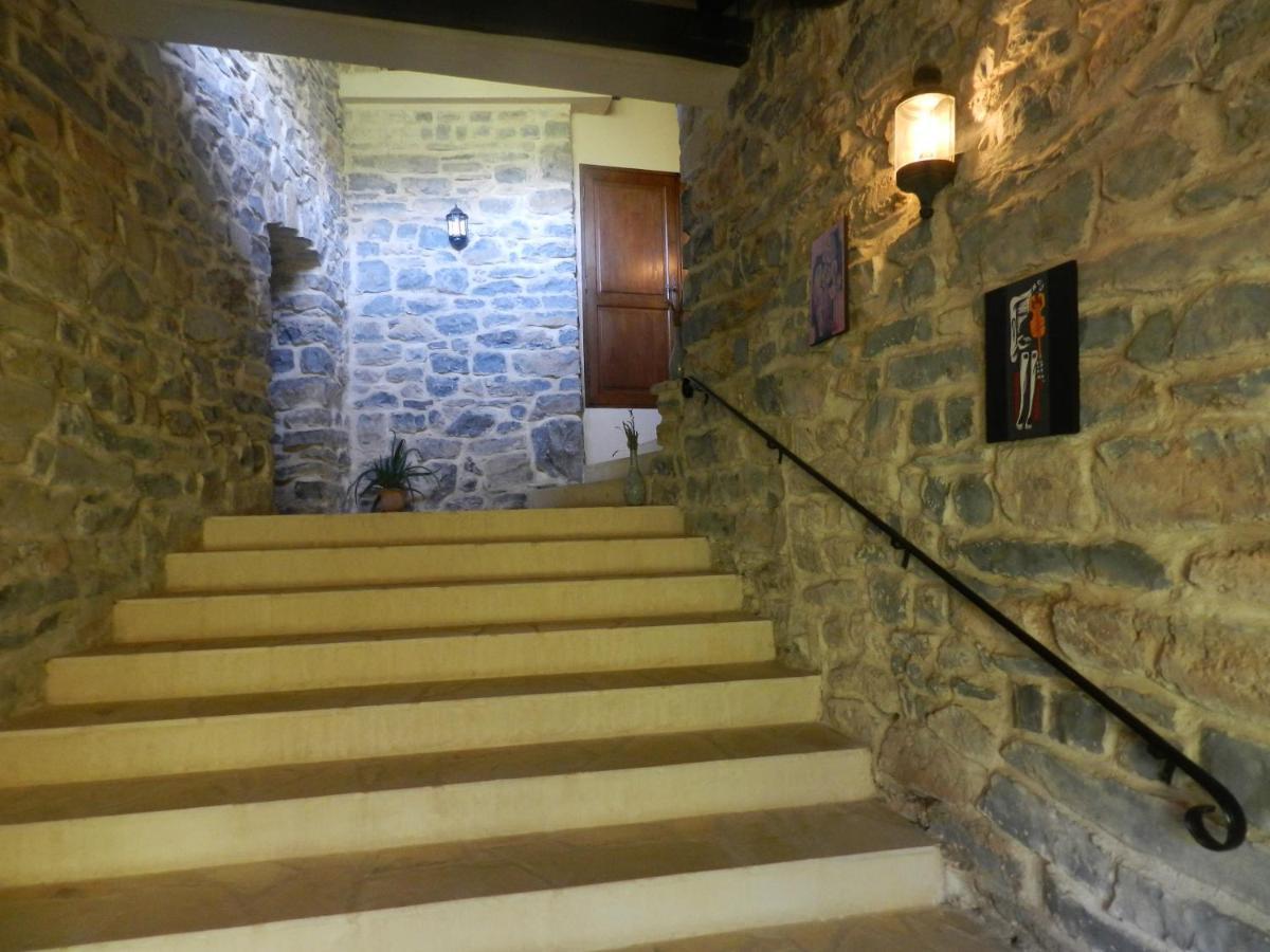 Chambre Cevennes: Piscine, Lamas, Riviere Cros  ภายนอก รูปภาพ